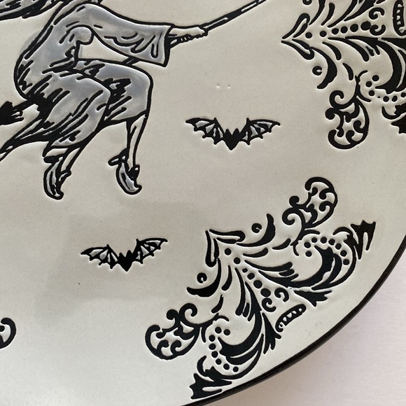 Halloween Eli + Ana Wicked Witch on a Broom Salad Dessert Plates Set of 4 NEW - Picture 8 of 11